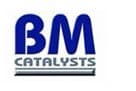 Logo BM Catalysts - Expert en échappement et catalyseurs Logo BM Catalysts avec lettres BM bleues stylisées au-dessus du mot CATALYSTS gris et d'une barre métallique horizontale.